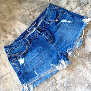 Bullhead- Size 11 - mid rise blue jean shorts